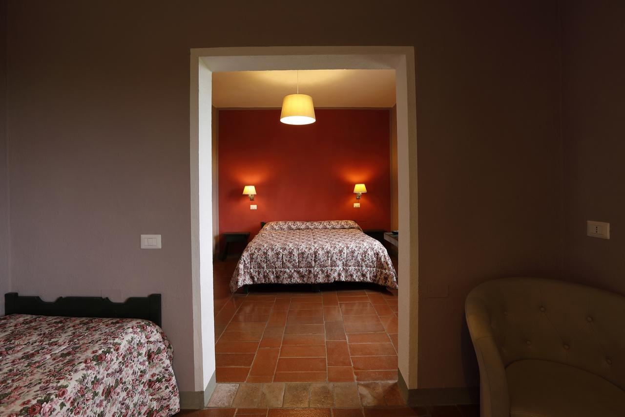 Hotel Pescille Country House - Tuscany Charme ซานจีมิญญาโน ภายนอก รูปภาพ
